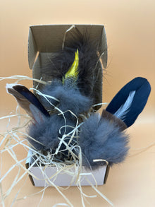 LionsLike Feder-Nagel-Angel-Anhänger