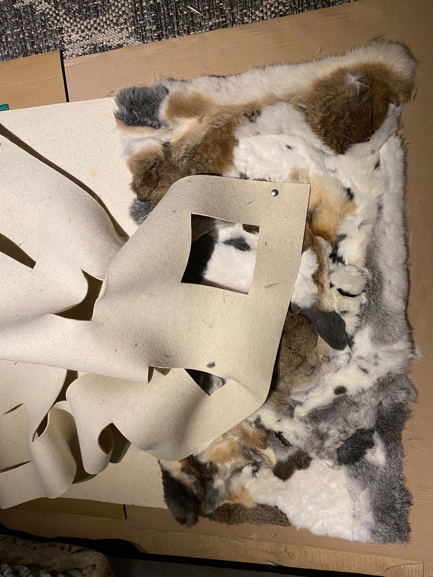 LionsLike Sinnes Teppich